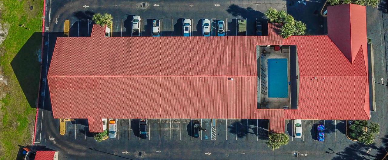 Days Inn By Wyndham Дестин Экстерьер фото